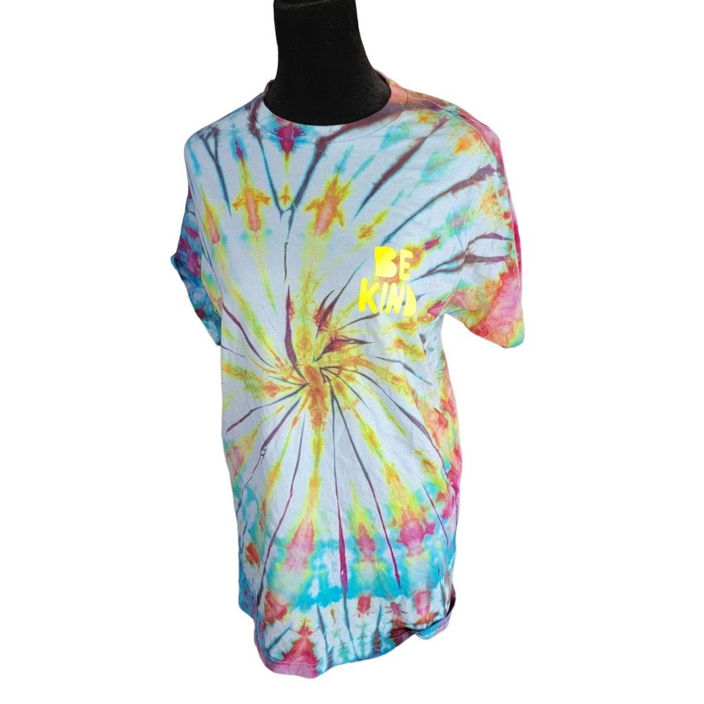 Be Kind tie dye slim fit tshirt, Small